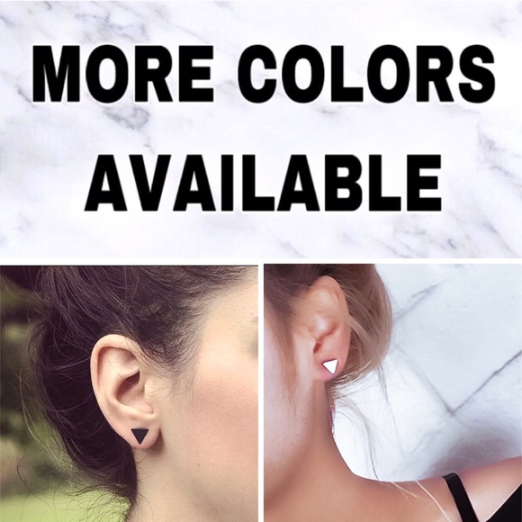 ⚜️[𝟯/$𝟭𝟴]⚜️Silver Triangle Simple Earrings NEW - Picture 7 of 9